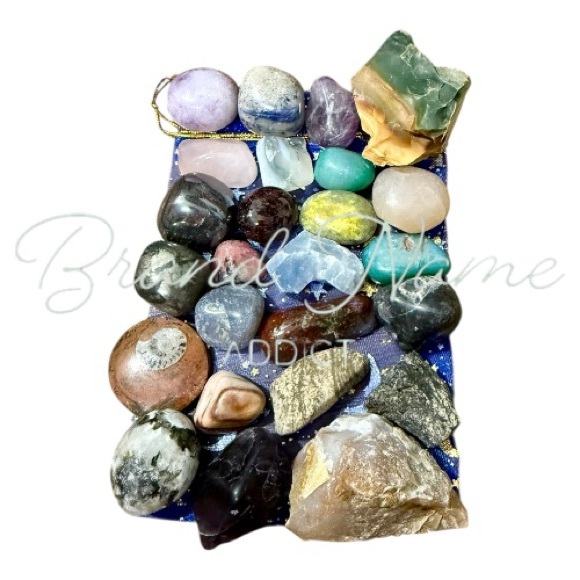 Other - Lot 10 - 1 Pound Crystal & Stones